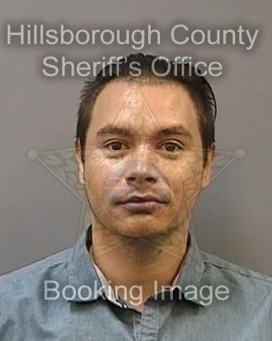 MARIO EMIL ROA  Pics