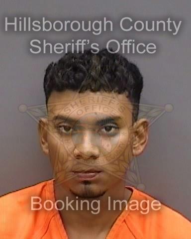 JUNIOR SAMUEL CASTRO VELASQUEZ  Pics