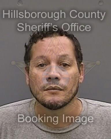 VICTOR ANDRES CASTILLO LAGUERRE  Pics