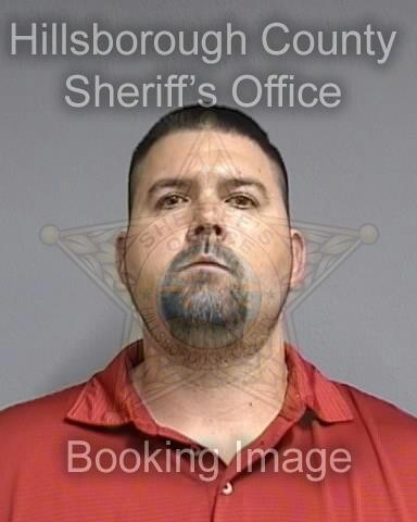 LOGAN LEE WILKS  Pics