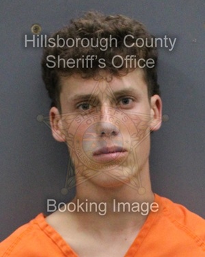 COLE JAVIER LOIZU  Pics