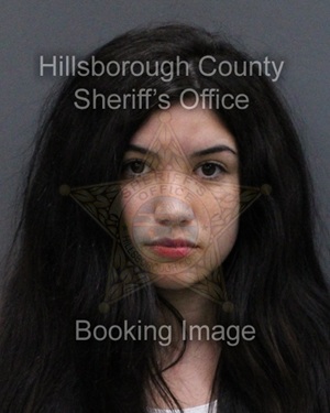 STAR ELIZABETH HOWELL  Pics